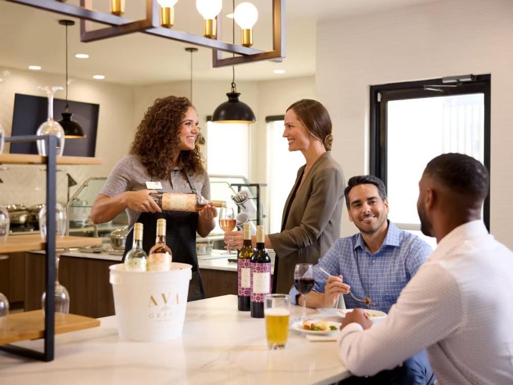 Staybridge Suites Southgate - Detroit Area Extérieur photo
